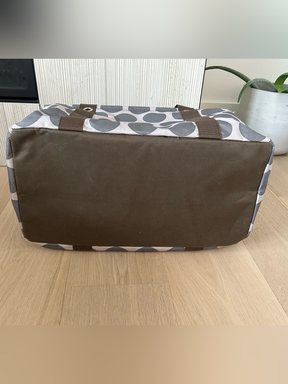Thirty-One Items - Picture 12 of 13